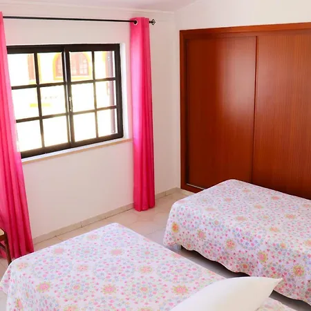 Vivenda Miramar Holiday home